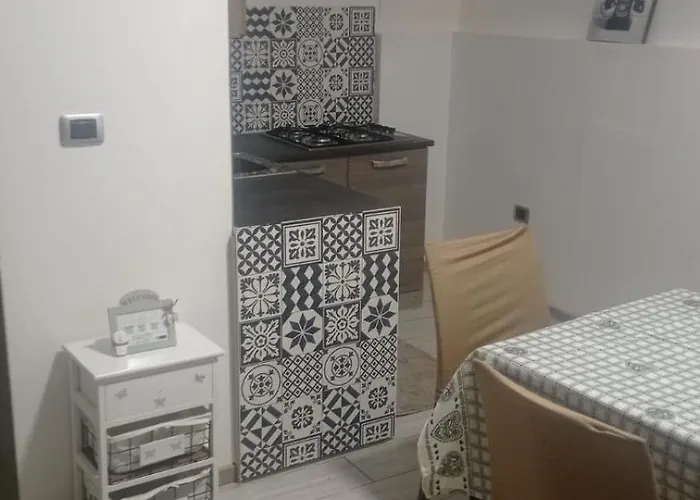 Дом отдыха Ortensia C House Катания